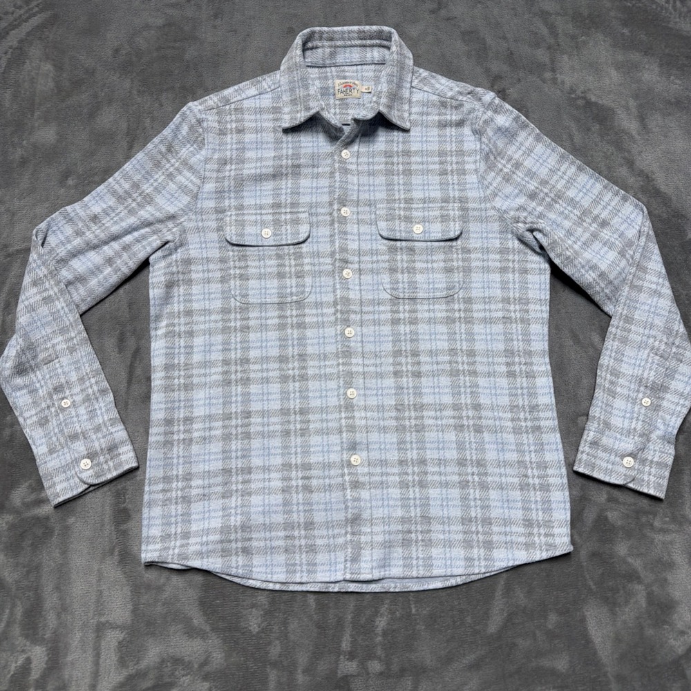 Faherty Legend Sweater Shirt Mens Medium Blue Grey Knit Flannel Stretch Button - Picture 2 of 11